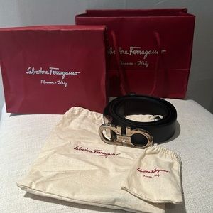 Salvatore Frragamo reversible women’s belt